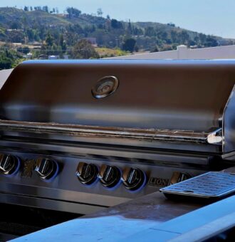 Lion Premium Grills L90000 40-Inch Stainless Steel Built-In Grill Intalled on a outdoor kitchen / BBQ Island
