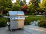 Lion L90000 Freestanding Grills (1)